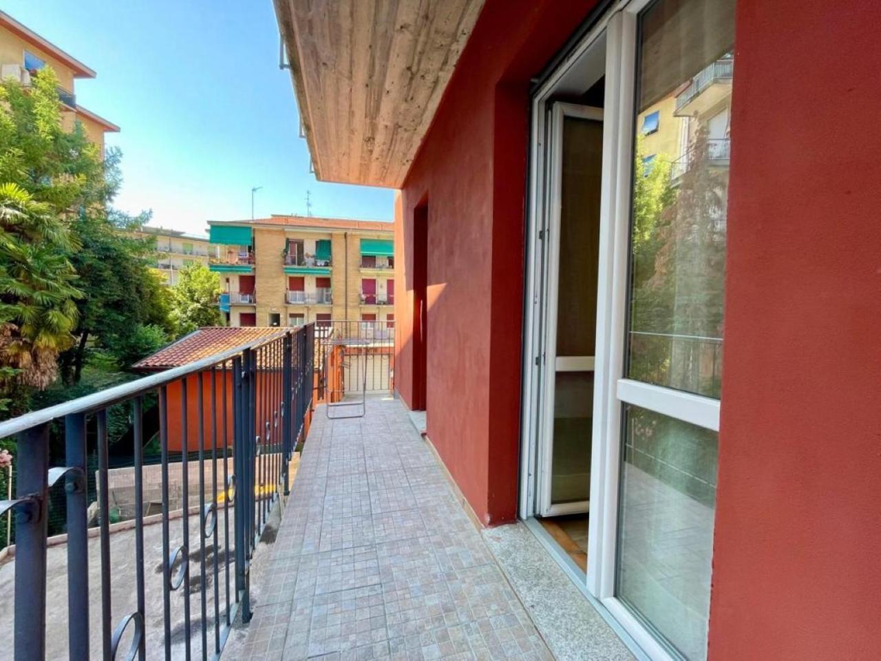The Orange Housing In Комо Экстерьер фото